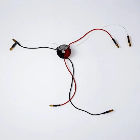 Модель трансформатора с тремя обмотками